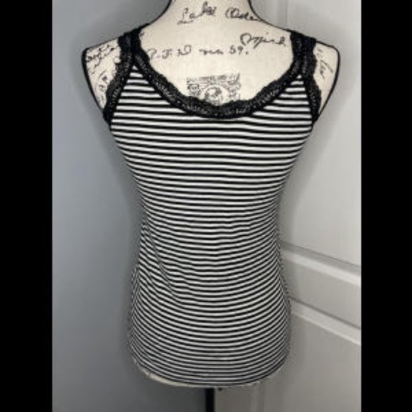 Uniqlo Striped Tank Top - Picture 2 of 3